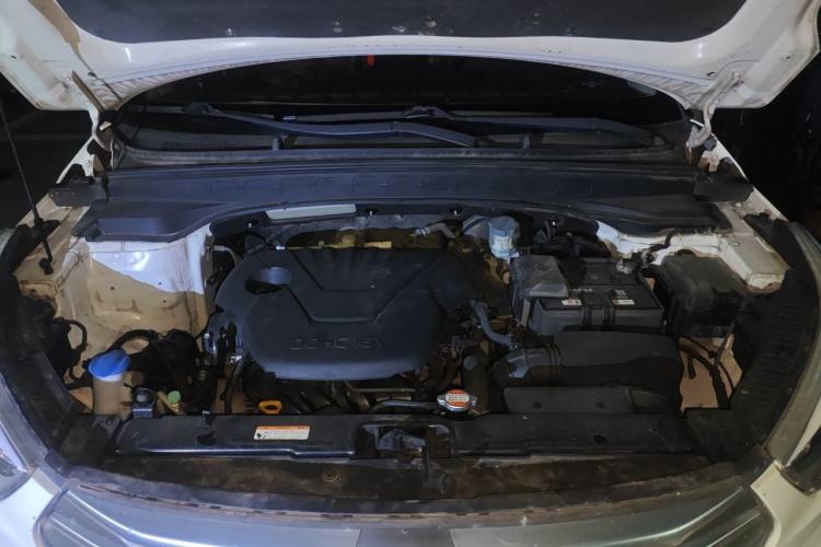 Used Hyundai ix25 2015 1.6L Automatic Two-Wheel Drive Smart GLS Trim Engine Bay