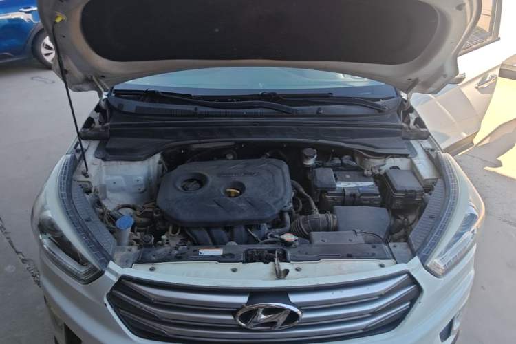 Used Hyundai ix25 2015 2.0L Automatic Two-Wheel Drive Intelligent GLS Engine Bay