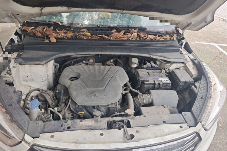 Used Hyundai ix25 2015 1.6L Automatic Two-Wheel Drive Smart GLS Trim Engine Bay