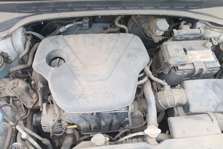 Used Hyundai ix25 2015 1.6L Manual Two-Wheel Drive Fashionable GS Model Engine Bay