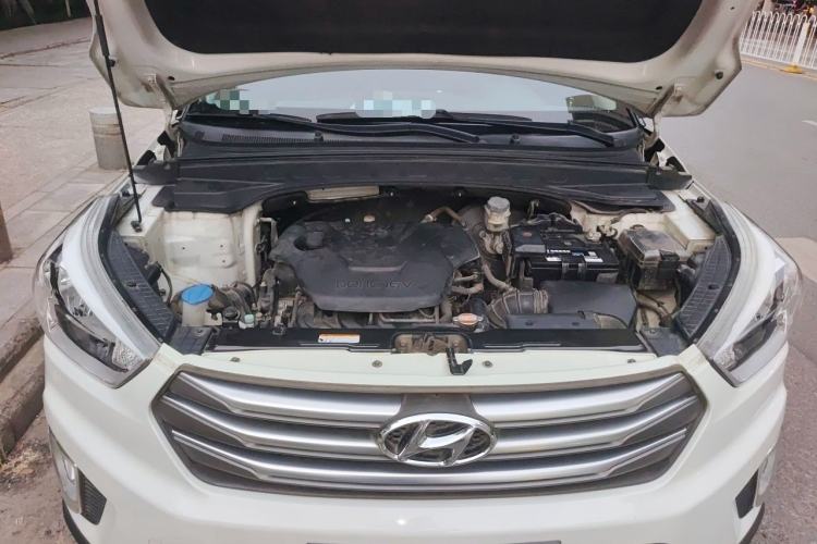 Used Hyundai ix25 2015 1.6L Automatic Two-Wheel Drive Smart GLS Trim Engine Bay