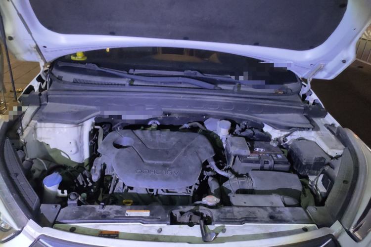 Used Hyundai ix25 2015 1.6L Automatic Two-Wheel Drive Smart GLS Trim Engine Bay