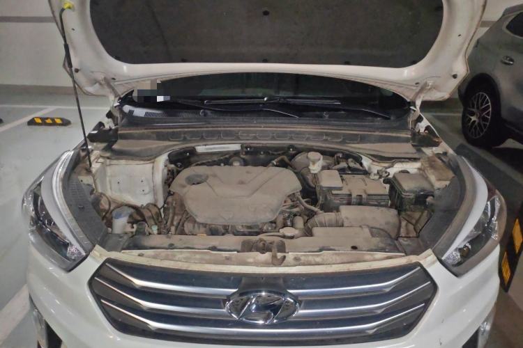 Used Hyundai ix25 2015 1.6L Automatic Two-Wheel Drive Smart GLS Trim Engine Bay