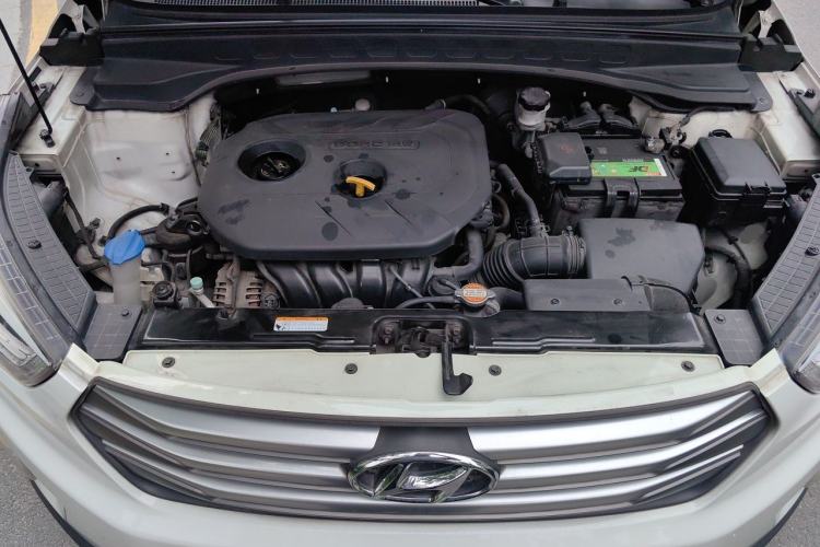 Used Hyundai ix25 2015 2.0L Automatic Two-Wheel Drive Intelligent GLS Engine Bay