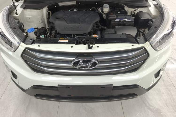 Used Hyundai ix25 2015 1.6L Automatic Two-Wheel Drive Smart GLS Trim Engine Bay