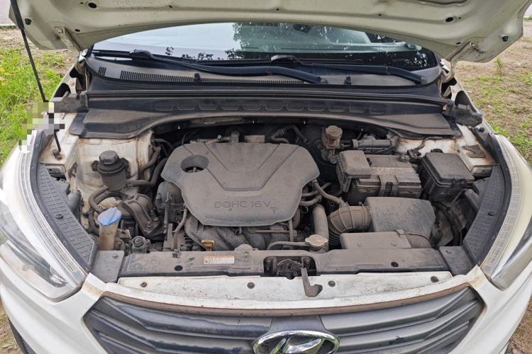 Used Hyundai ix25 2015 1.6L Manual Two-Wheel Drive Fashionable GS Model Engine Bay