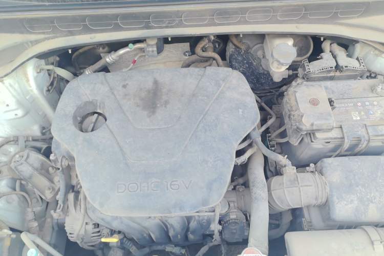 Used Hyundai ix25 2015 1.6L Automatic Two-Wheel Drive Smart GLS Trim Engine Bay