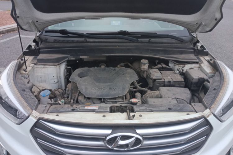 Used Hyundai ix25 2015 1.6L Automatic Two-Wheel Drive Smart GLS Trim Engine Bay