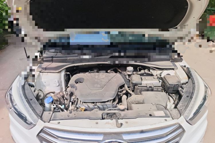 Used Hyundai ix25 2015 1.6L Automatic Two-Wheel Drive Smart GLS Trim Engine Bay