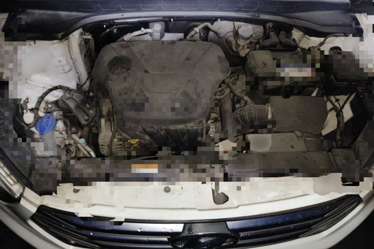 Used Hyundai ix25 2015 1.6L Automatic Two-Wheel Drive Smart GLS Trim Engine Bay