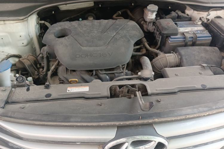 Used Hyundai ix25 2015 1.6L Automatic Two-Wheel Drive Smart GLS Trim Engine Bay
