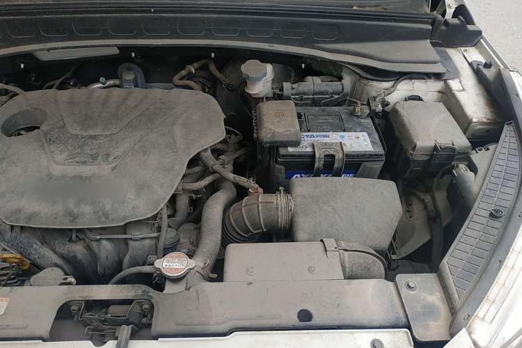 Used Hyundai ix25 2015 1.6L Manual Two-Wheel Drive Fashionable GS Model Engine Bay Left