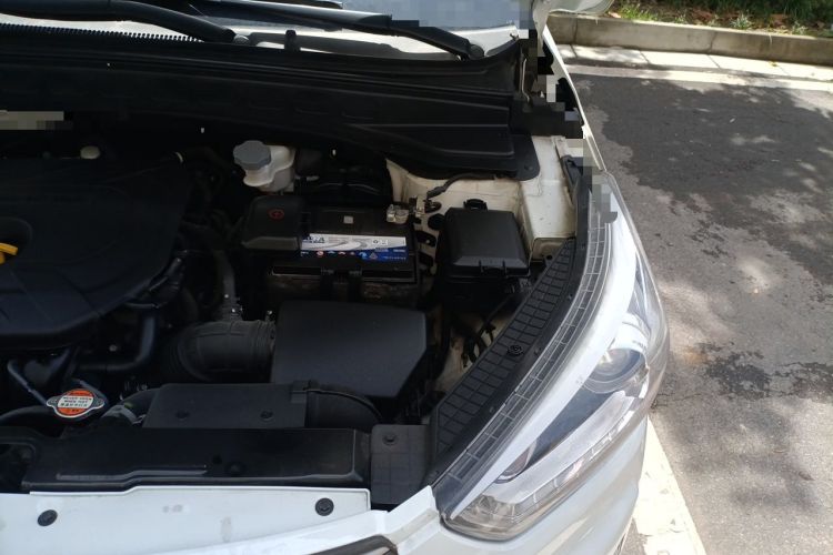 Used Hyundai ix25 2015 2.0L Automatic Two-Wheel Drive Intelligent GLS Engine Bay Left