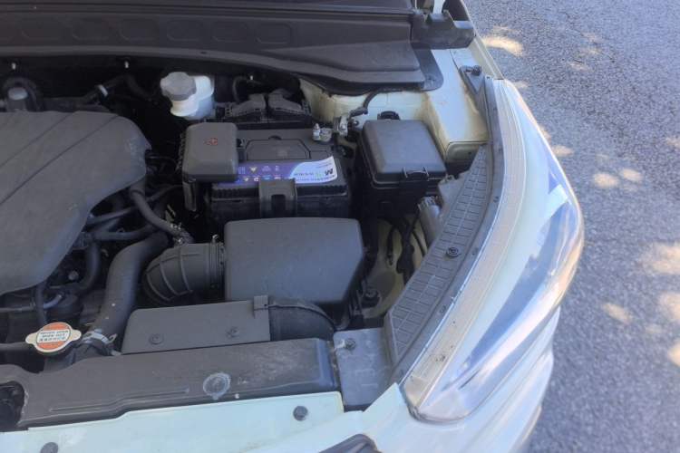 Used Hyundai ix25 2015 1.6L Automatic Two-Wheel Drive Fashionable GS Model Engine Bay Left