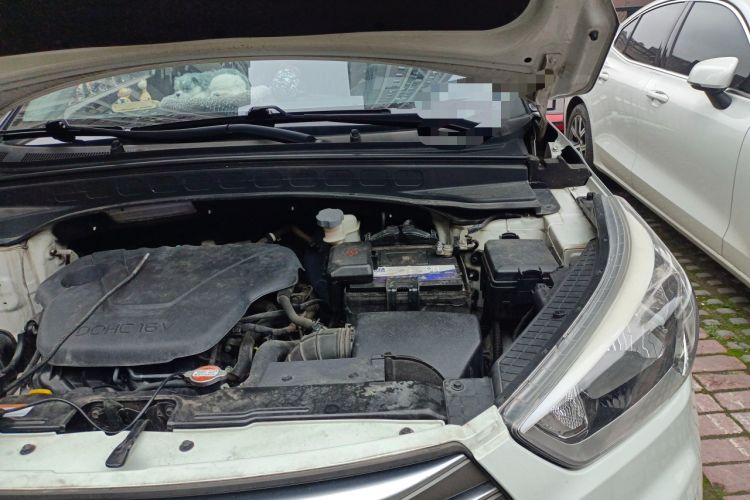 Used Hyundai ix25 2015 1.6L Automatic Two-Wheel Drive Smart GLS Trim Engine Bay Left