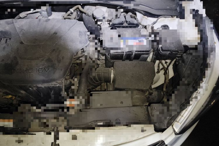 Used Hyundai ix25 2015 1.6L Automatic Two-Wheel Drive Smart GLS Trim Engine Bay Left