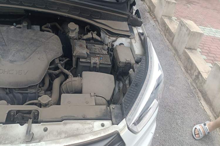Used Hyundai ix25 2015 1.6L Automatic Two-Wheel Drive Fashionable GS Model Engine Bay Left