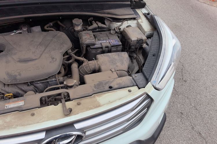 Used Hyundai ix25 2015 1.6L Automatic Two-Wheel Drive Smart GLS Trim Engine Bay Left