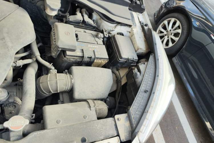 Used Hyundai ix25 2015 1.6L Automatic Two-Wheel Drive Smart GLS Trim Engine Bay Left