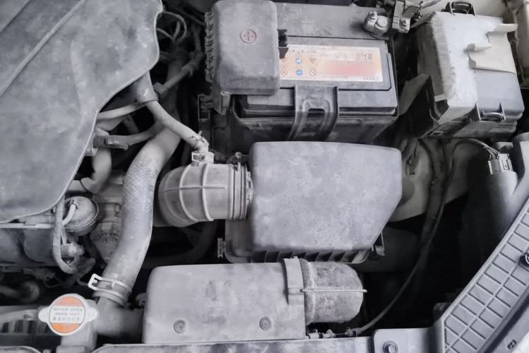 Used Hyundai ix25 2015 1.6L Automatic Two-Wheel Drive Smart GLS Trim Engine Bay Left