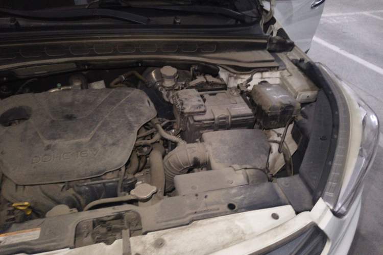 Used Hyundai ix25 2015 1.6L Automatic Two-Wheel Drive Smart GLS Trim Engine Bay Left
