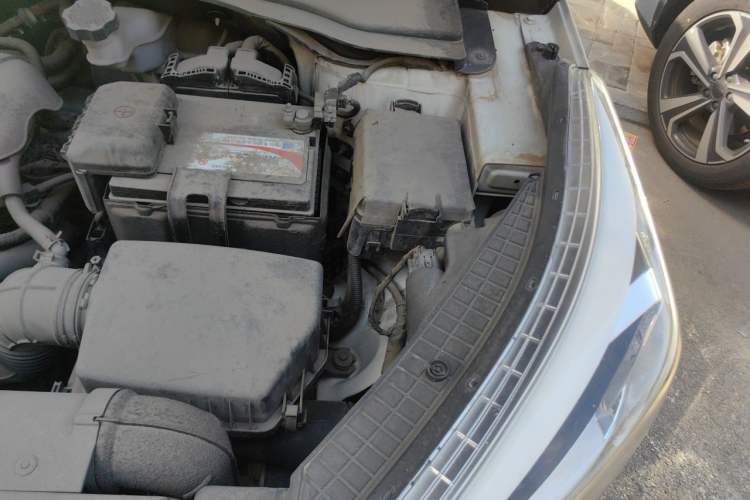 Used Hyundai ix25 2015 1.6L Automatic Two-Wheel Drive Smart GLS Trim Engine Bay Left