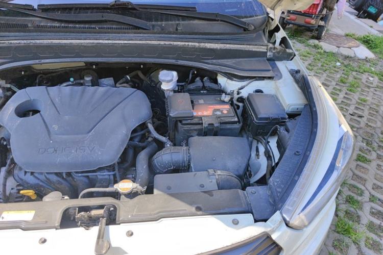 Used Hyundai ix25 2015 1.6L Automatic Two-Wheel Drive Fashionable GS Model Engine Bay Left