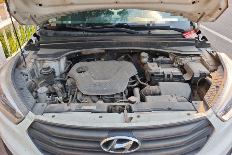 Used Hyundai ix25 2015 1.6L Manual Two-Wheel Drive Fashionable GS Model Engine Bay