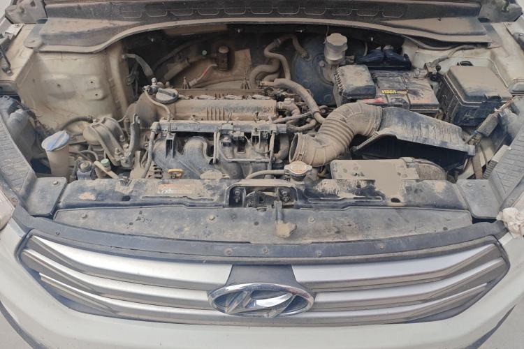 Used Hyundai ix25 2015 1.6L Automatic Two-Wheel Drive Smart GLS Trim Engine Bay