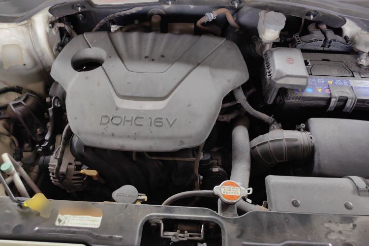 Used Hyundai ix25 2015 1.6L Automatic Two-Wheel Drive Smart GLS Trim Engine Bay