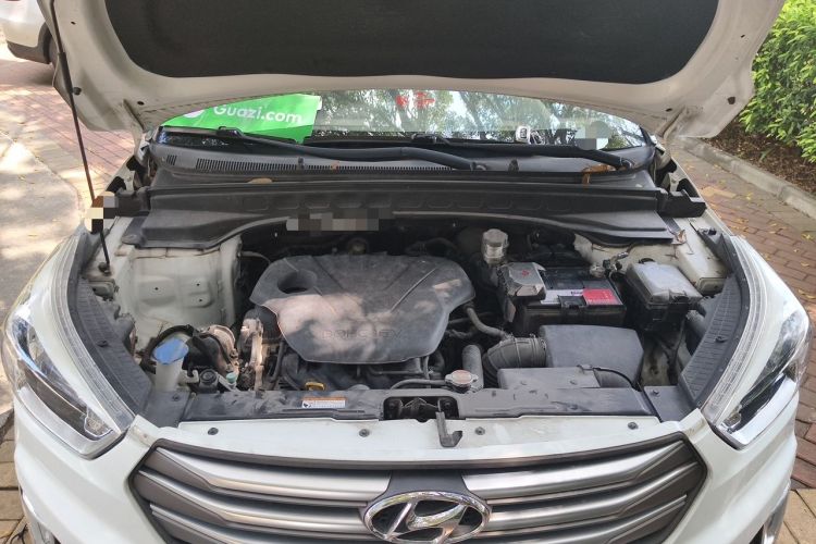 Used Hyundai ix25 2015 1.6L Automatic Two-Wheel Drive Smart GLS Trim Engine Bay
