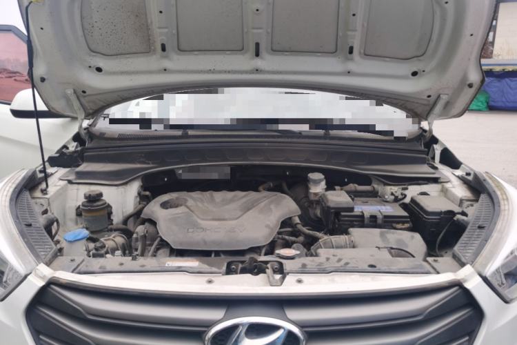 Used Hyundai ix25 2015 1.6L Manual Two-Wheel Drive Fashionable GS Model Engine Bay