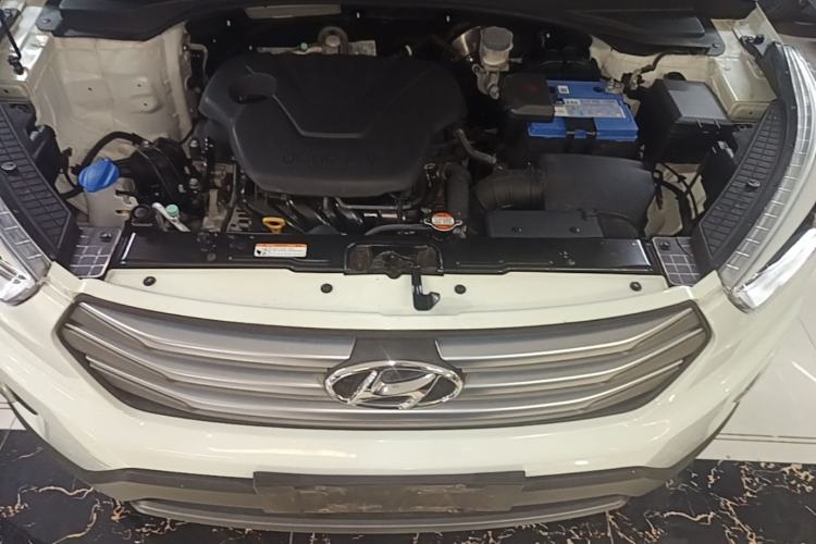 Used Hyundai ix25 2015 1.6L Automatic Two-Wheel Drive Smart GLS Trim Engine Bay