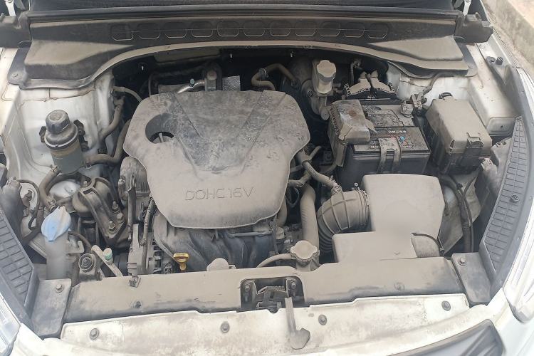 Used Hyundai ix25 2015 1.6L Automatic Two-Wheel Drive Fashionable GS Model Engine Bay
