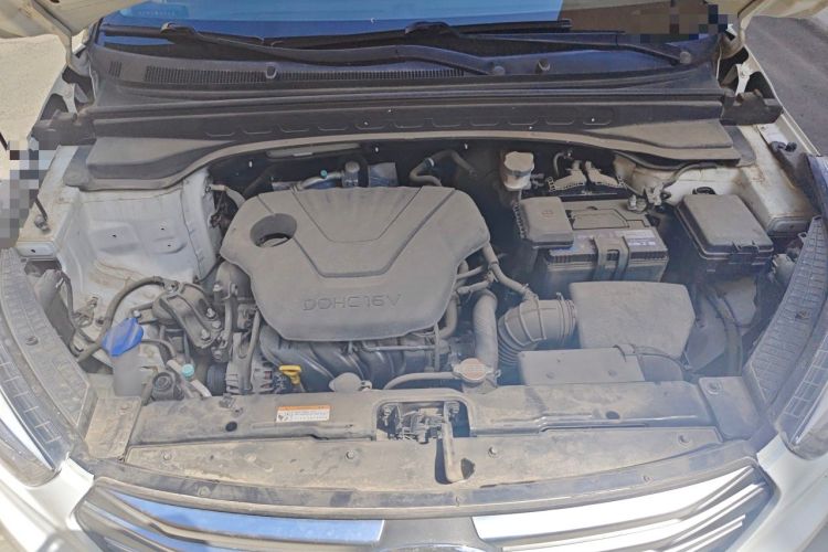 Used Hyundai ix25 2015 1.6L Automatic Two-Wheel-Drive Deluxe DLX Model Engine Bay