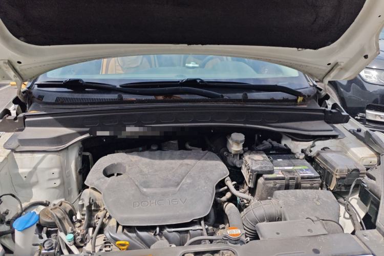 Used Hyundai ix25 2015 1.6L Automatic Two-Wheel Drive Smart GLS Trim Engine Bay