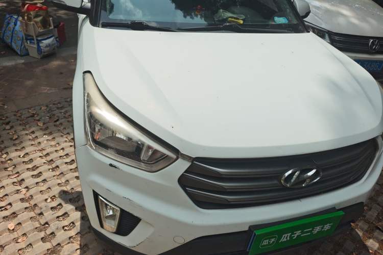 Used Hyundai ix25 2015 1.6L Automatic Two-Wheel Drive Smart GLS Trim Engine Bay Right