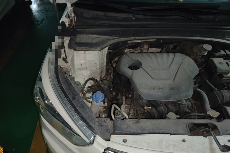 Used Hyundai ix25 2015 1.6L Automatic Two-Wheel Drive Smart GLS Trim Engine Bay Right