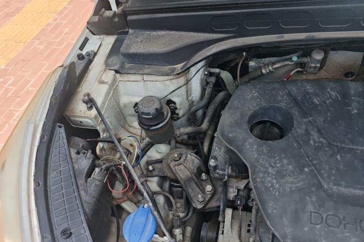 Used Hyundai ix25 2015 1.6L Automatic Two-Wheel Drive Fashionable GS Model Engine Bay Right