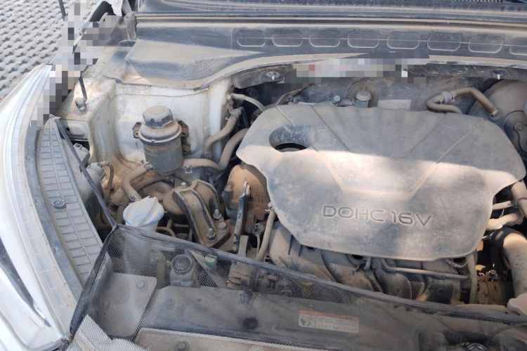 Used Hyundai ix25 2015 1.6L Manual Two-Wheel Drive Fashionable GS Model Engine Bay Right