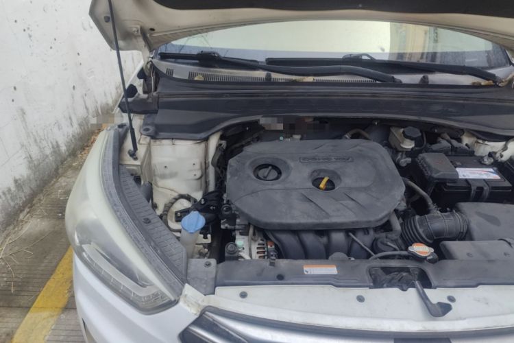 Used Hyundai ix25 2015 2.0L Automatic Two-Wheel Drive Intelligent GLS Engine Bay Right