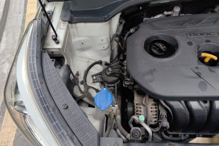 Used Hyundai ix25 2015 2.0L Automatic Two-Wheel Drive Intelligent GLS Engine Bay Right