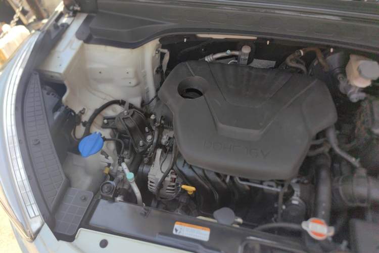 Used Hyundai ix25 2015 1.6L Automatic Two-Wheel Drive Smart GLS Trim Engine Bay Right