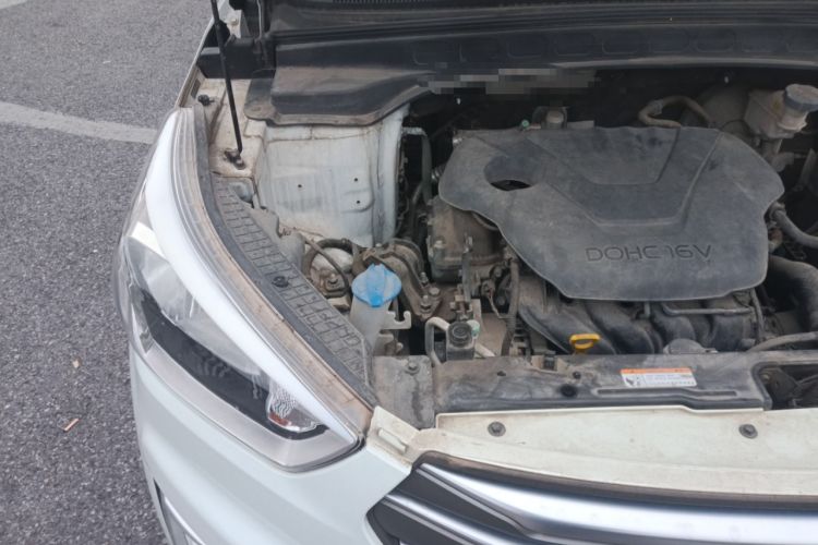 Used Hyundai ix25 2015 1.6L Automatic Two-Wheel Drive Smart GLS Trim Engine Bay Right