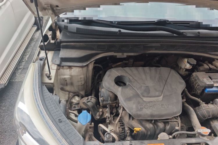 Used Hyundai ix25 2015 1.6L Automatic Two-Wheel Drive Smart GLS Trim Engine Bay Right