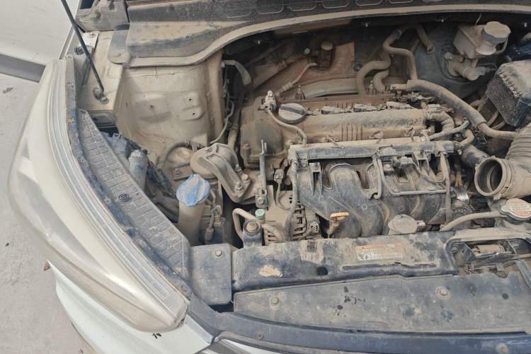 Used Hyundai ix25 2015 1.6L Automatic Two-Wheel Drive Smart GLS Trim Engine Bay Right