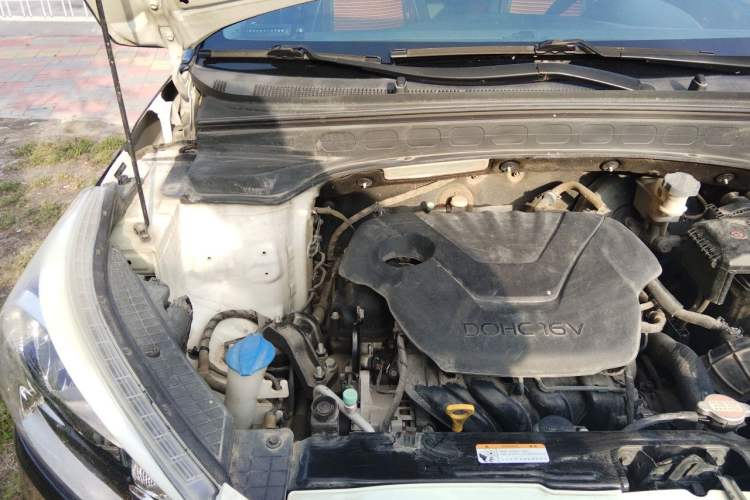 Used Hyundai ix25 2015 1.6L Automatic Two-Wheel Drive Smart GLS Trim Engine Bay Right