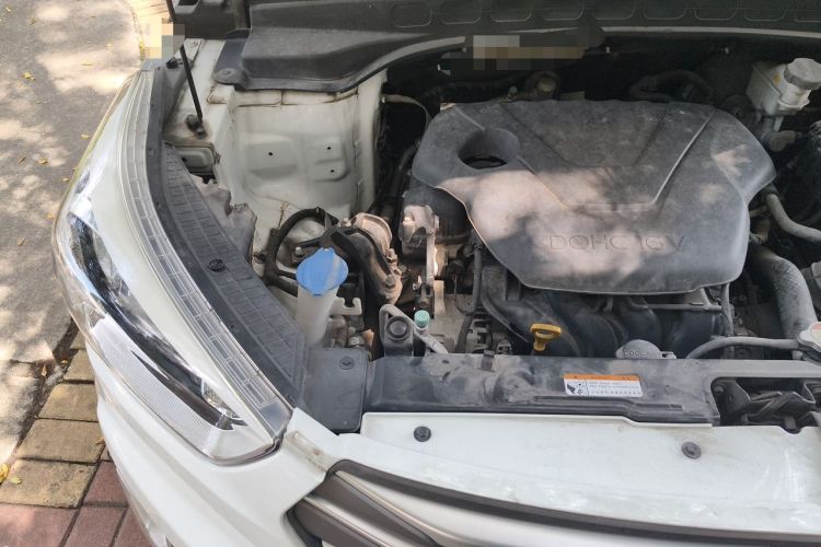 Used Hyundai ix25 2015 1.6L Automatic Two-Wheel Drive Smart GLS Trim Engine Bay Right
