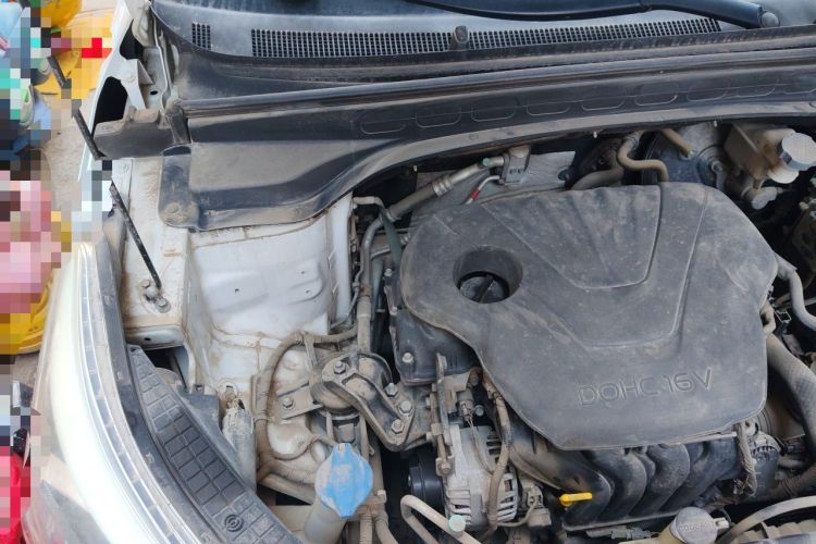 Used Hyundai ix25 2015 1.6L Automatic Two-Wheel Drive Smart GLS Trim Engine Bay Right