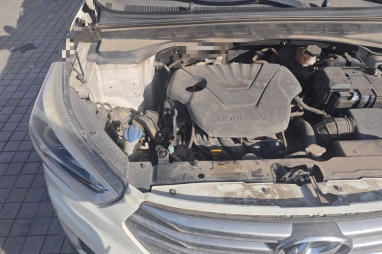 Used Hyundai ix25 2015 1.6L Automatic Two-Wheel Drive Smart GLS Trim Engine Bay Right